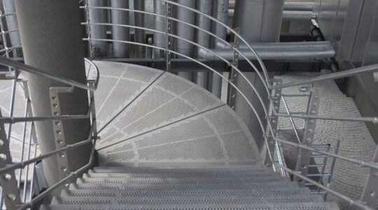 escalier extérieur en métal