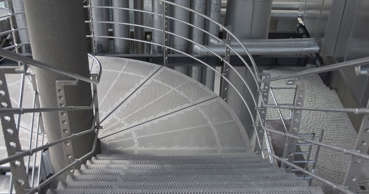 escalier extérieur en métal